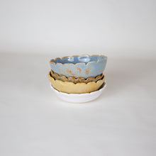 Load image into Gallery viewer, SCALLOPED DISH
